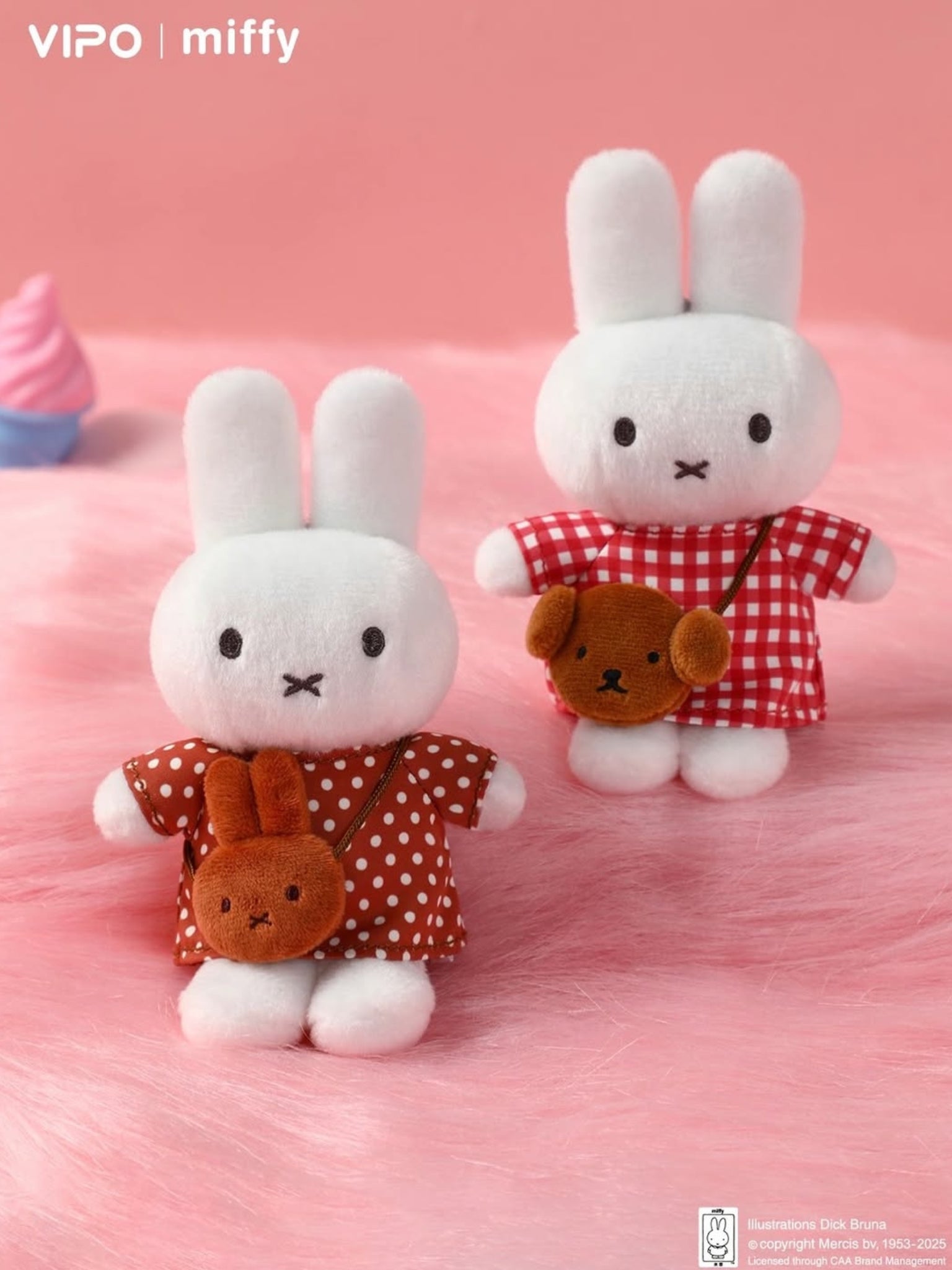 Miffy Travel Series Bag Hanger Blind Box – ActionCity