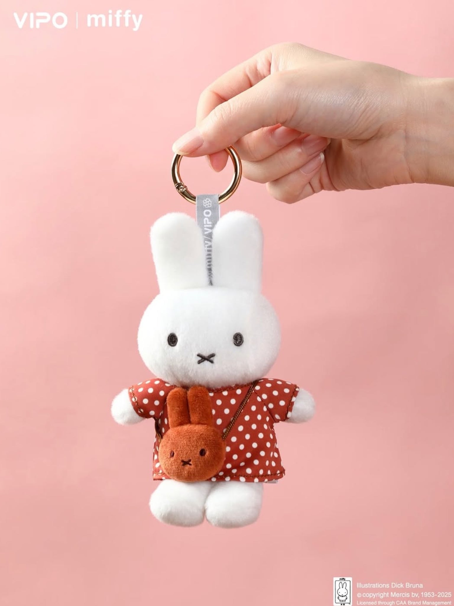 Miffy Travel Series Bag Hanger Blind Box - ActionCity