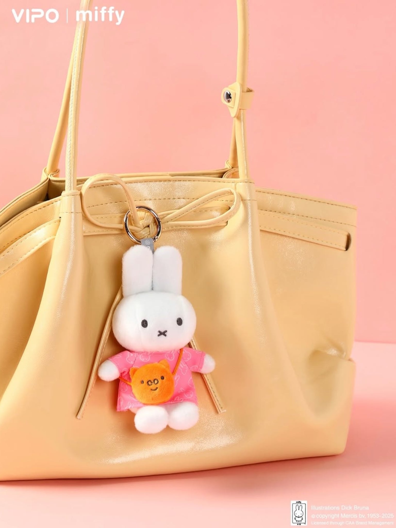 Miffy Travel Series Bag Hanger Blind Box - ActionCity
