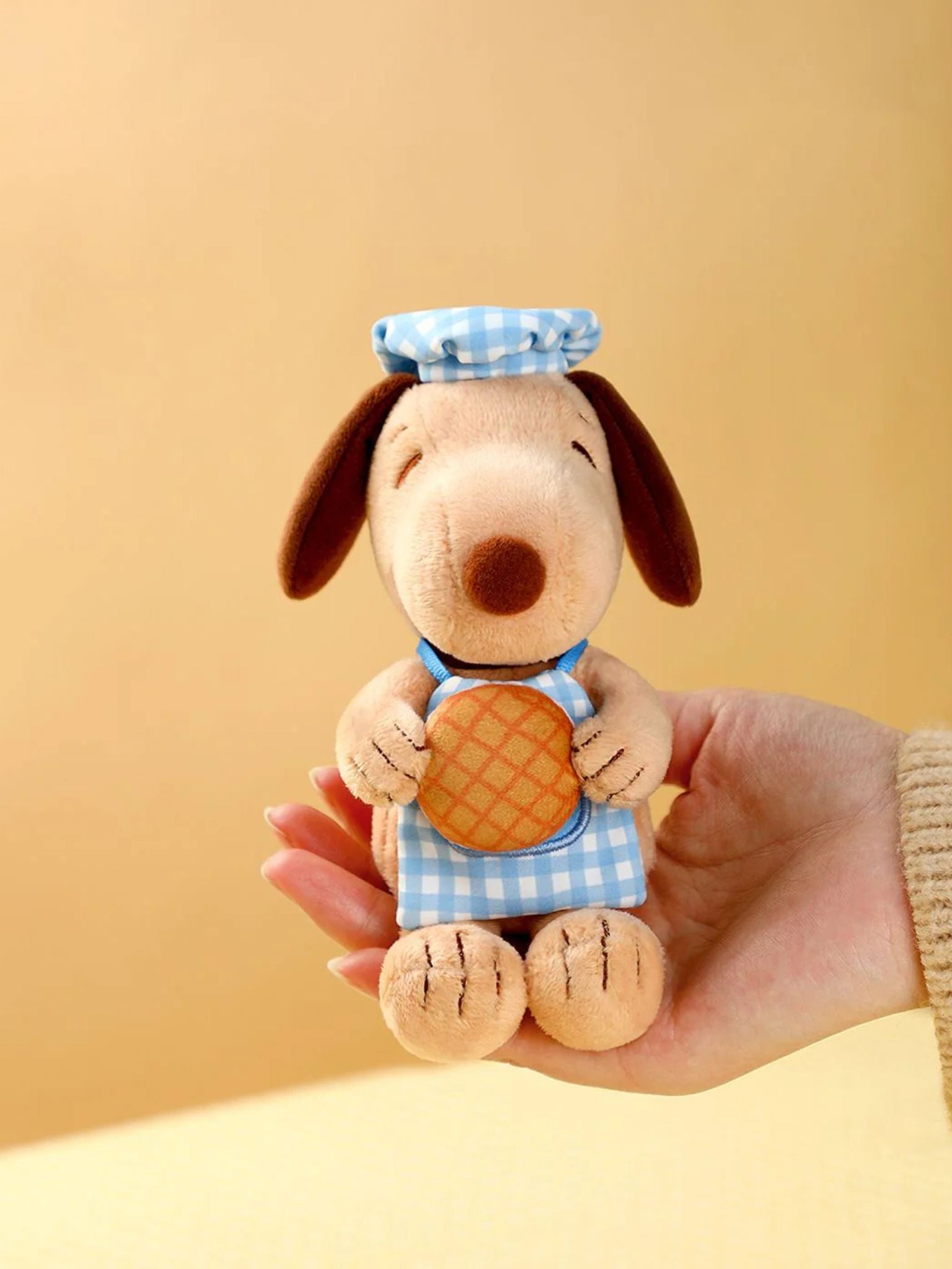 VIPO x Peanuts Bakery Plush Keychain Blind Box - ActionCity