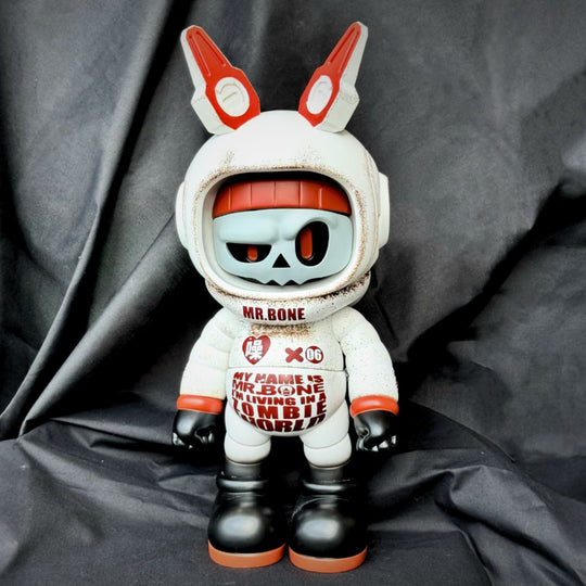 Mr.Bone Space Explorer
