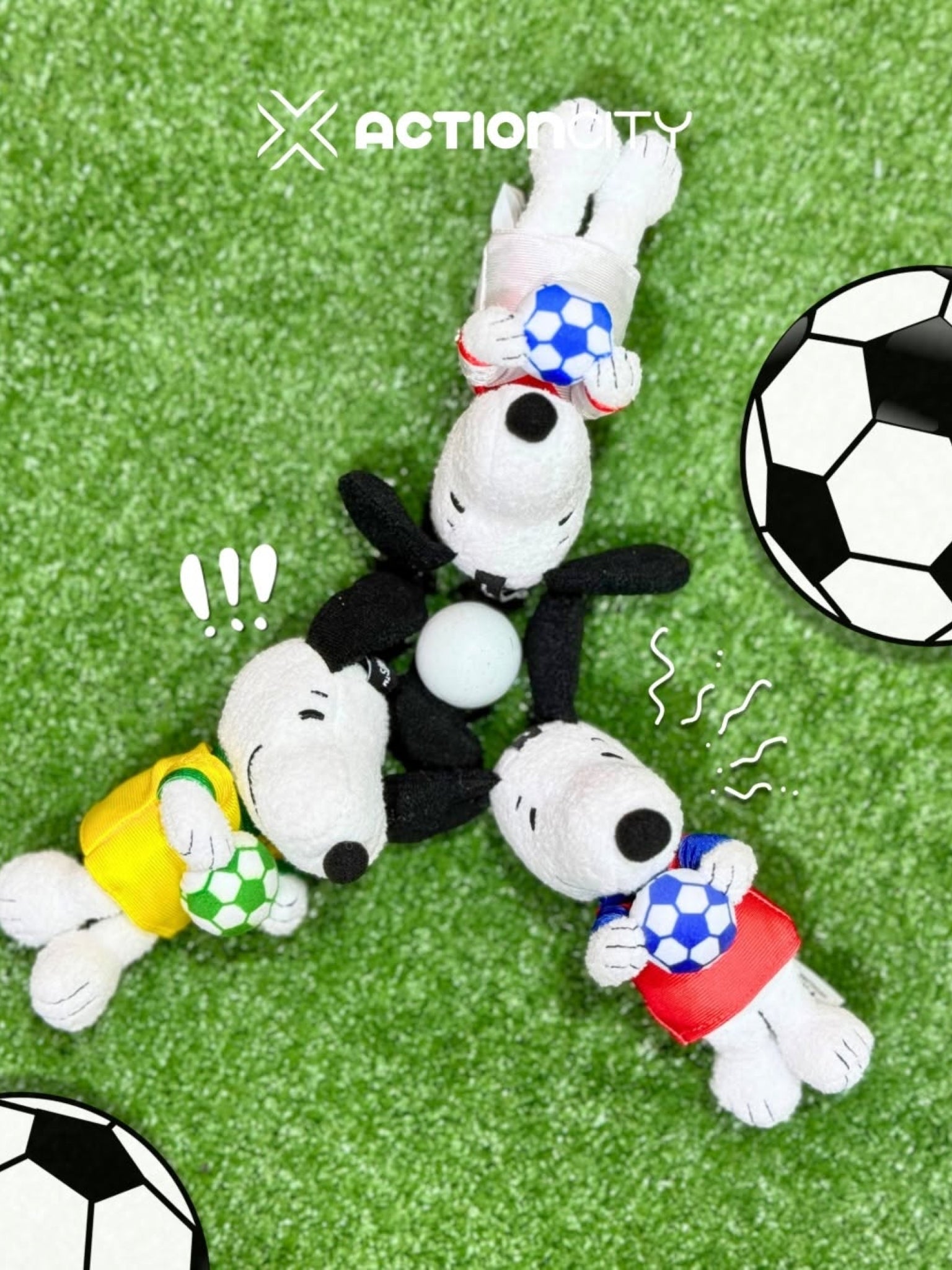 VIPO x Peanuts Football Plush Keychain Blind Box