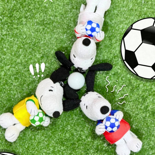 VIPO x Peanuts Football Plush Keychain Blind Box