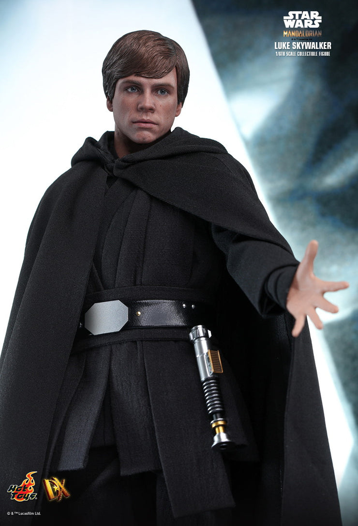 DX22B - Star Wars: The Mandalorian™ - 1/6th scale Luke Skywalker Collectible Figure (Special Edition)