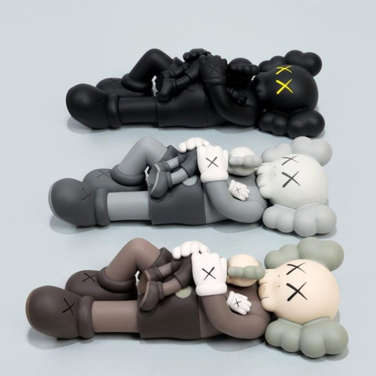 KAWS HOLIDAY SINGAPORE