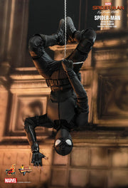 MMS541 - Spider-Man: Far From Home - 1/6th scale Spider-Man (Stealth Suit) Collectible Figure (Deluxe Version)