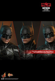 MMS641 - The Batman - 1/6th scale Batman and Bat-Signal Collectible Set