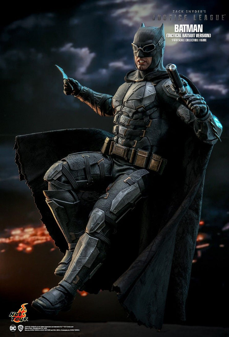 TMS085 - 1/6th scale Batman (Tactical Batsuit Version)