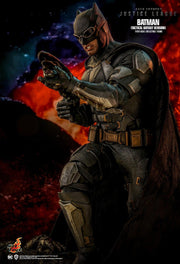 TMS085 - 1/6th scale Batman (Tactical Batsuit Version)