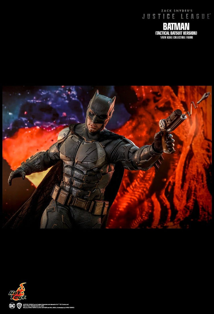 TMS085 - 1/6th scale Batman (Tactical Batsuit Version)