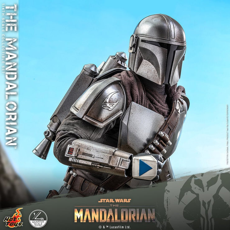 QS016 - Star Wars™ The Mandalorian™ - 1/4th scale The Mandalorian & The Child Collectible Set