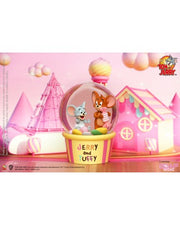 CA302 Tom and Jerry Candy Snow Globe