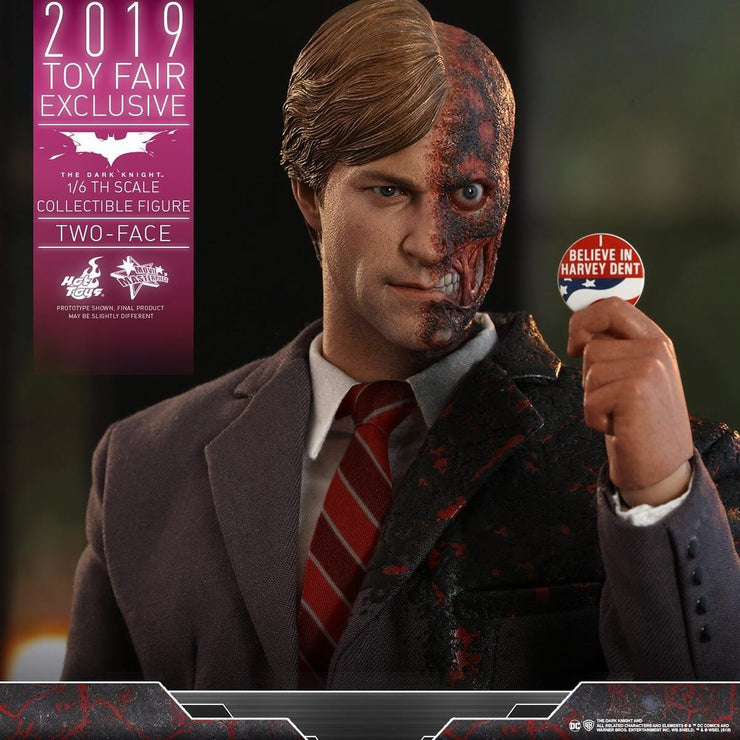 MMS546 - The Dark Knight - 1/6th scale Two Face <Toy Fair Exclusive>