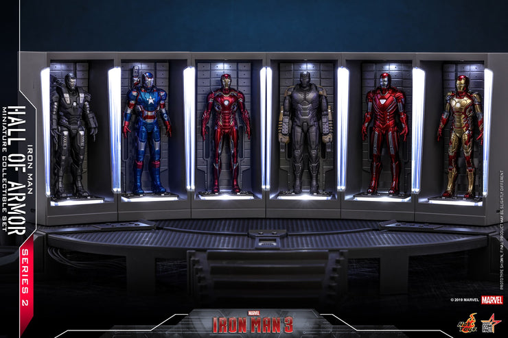 MMSC016 - Iron Man Silver Centurion With Hall Of Armor Miniature Collectible - ActionCity