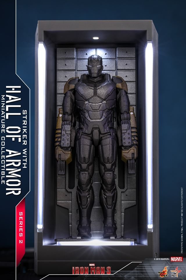 MMSC017 - Iron Man Striker With Hall Of Armor Miniature Collectible - ActionCity