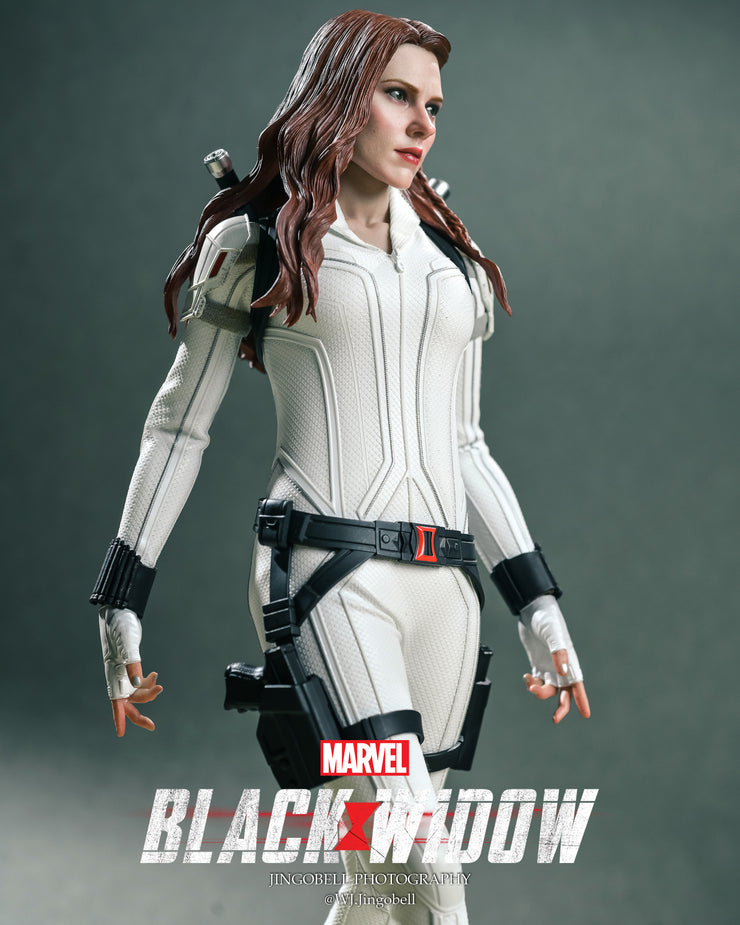 Black Widow (Snow Suit Version) Sixth Scale Collectible Figure by Hot Toys