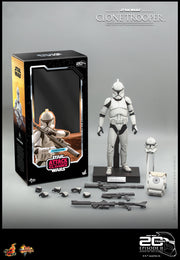 MMS647 - Star Wars Episode II: Attack of the Clones ™ - 1/6th scale Clone TrooperTM Collectible Figure