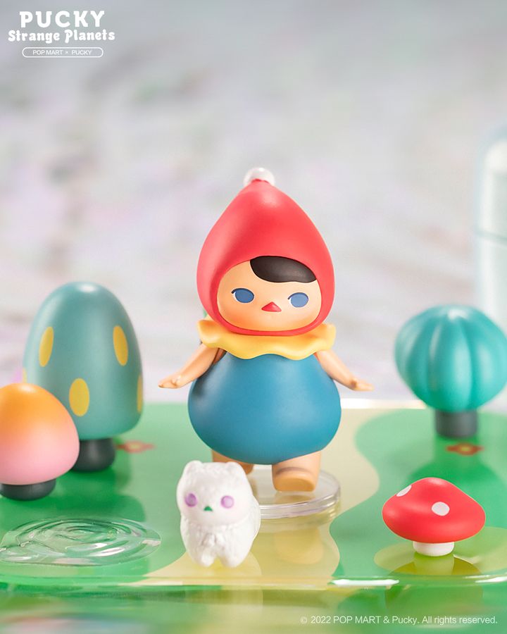 POP MART Pucky Strange Stars Series Scene