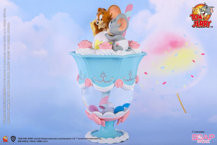 CA307 Tom and Jerry Candy Parfait Snow Globe