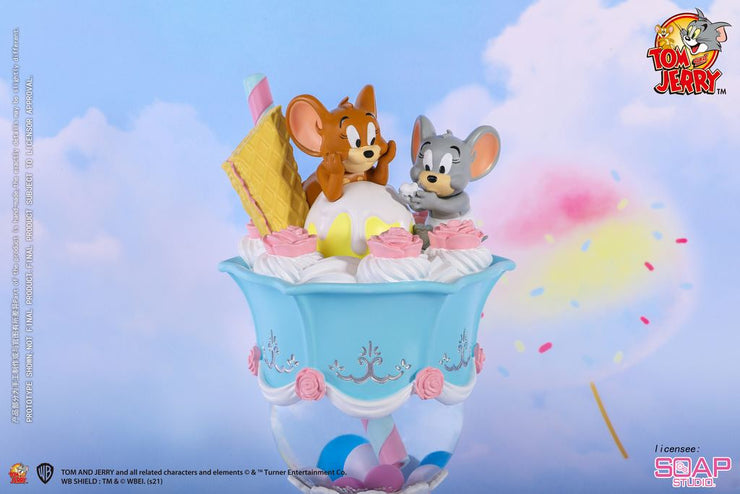 CA307 Tom and Jerry Candy Parfait Snow Globe