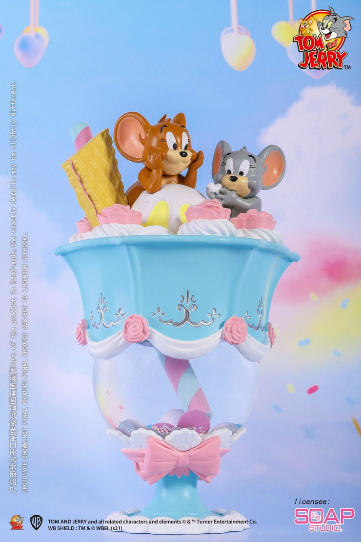 CA307 Tom and Jerry Candy Parfait Snow Globe