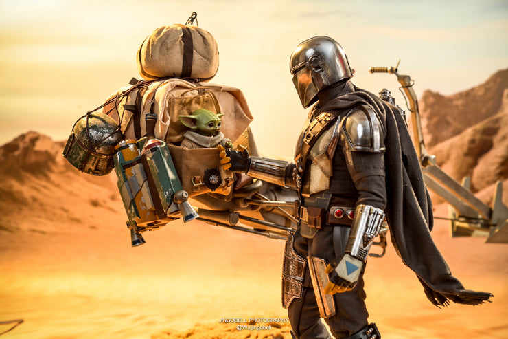 TMS052 The Mandalorian: 1/6th scale The Mandalorian and Grogu Collectible Set (Deluxe Version)